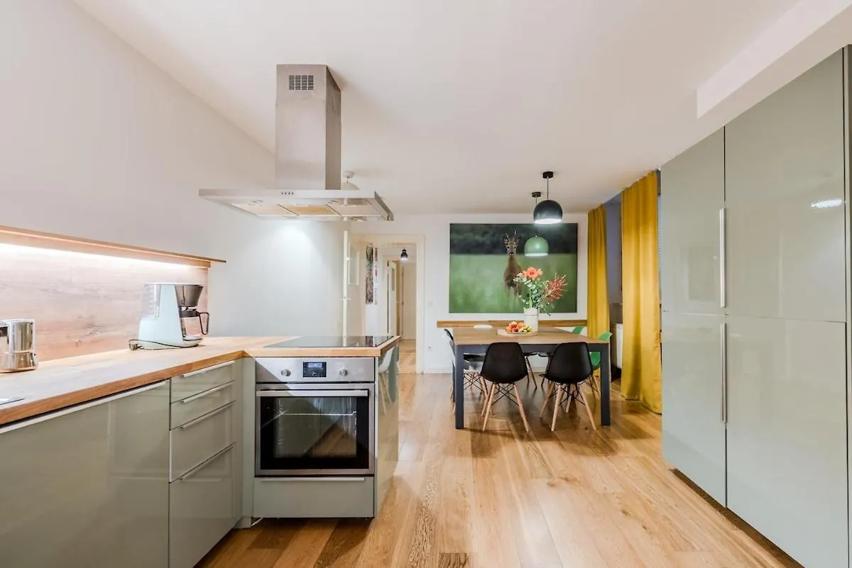 Daire Unique Ap Kreuzberg 4 Bed Rooms Berlin Almanya