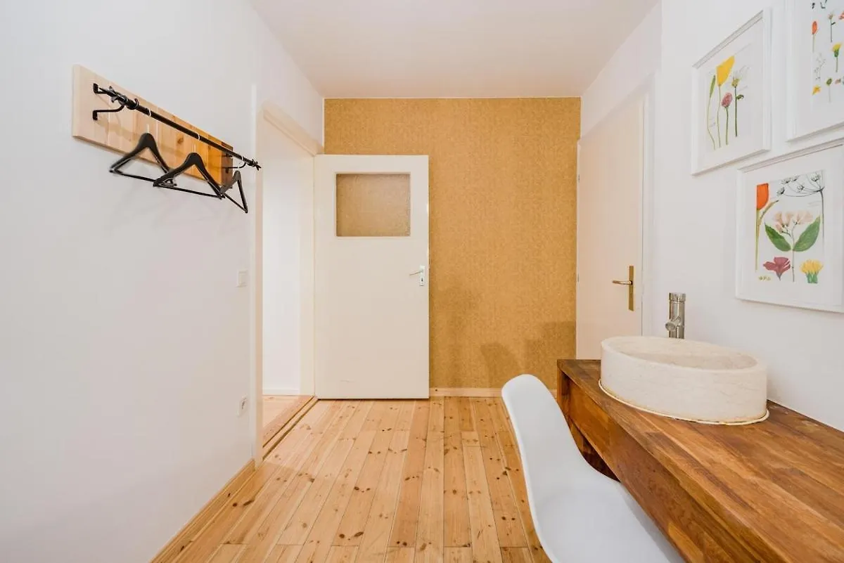 Unique Ap Kreuzberg 4 Bed Rooms Berlin Daire