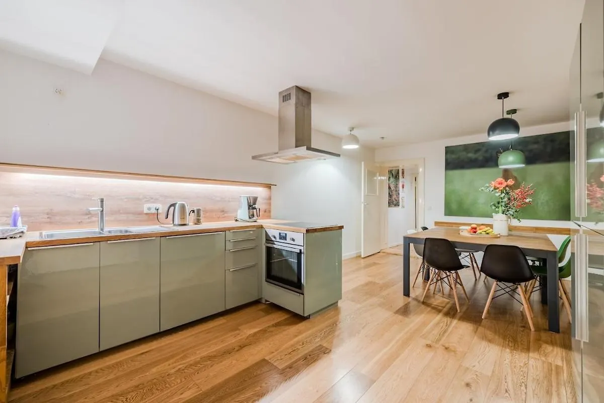 Unique Ap Kreuzberg 4 Bed Rooms Berlin Daire