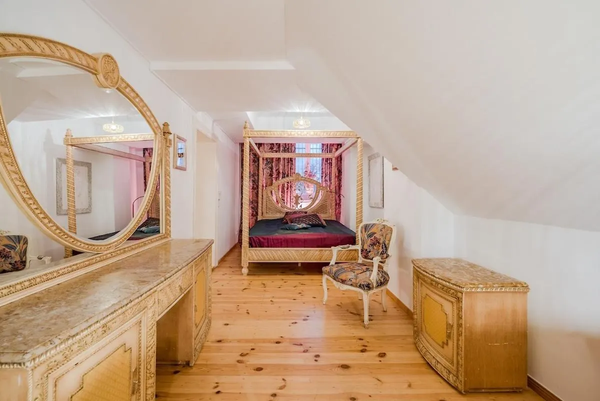 Daire Unique Ap Kreuzberg 4 Bed Rooms Berlin Almanya